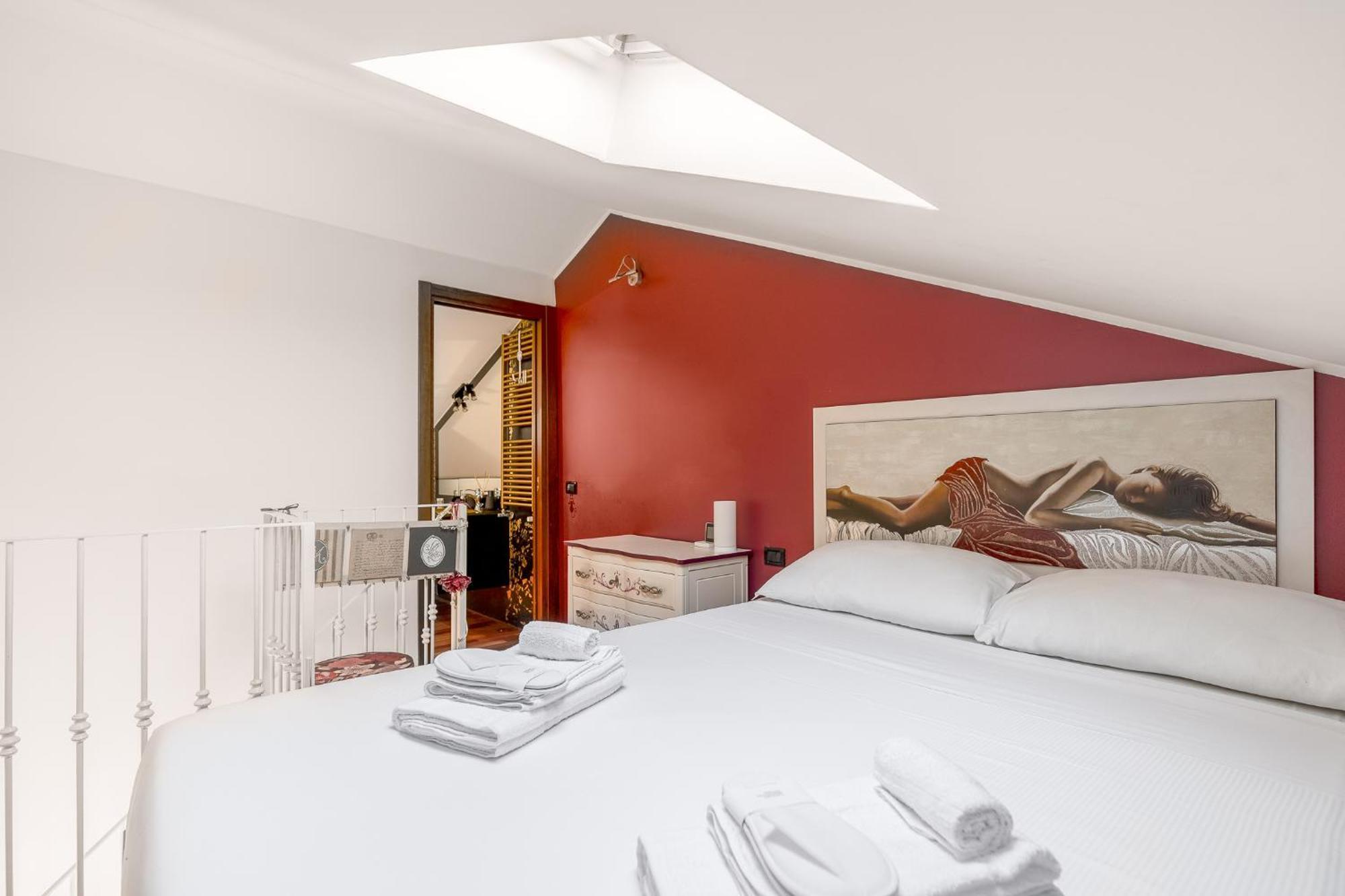 Bright Loft - Free Private Parking Appartement Milaan Buitenkant foto