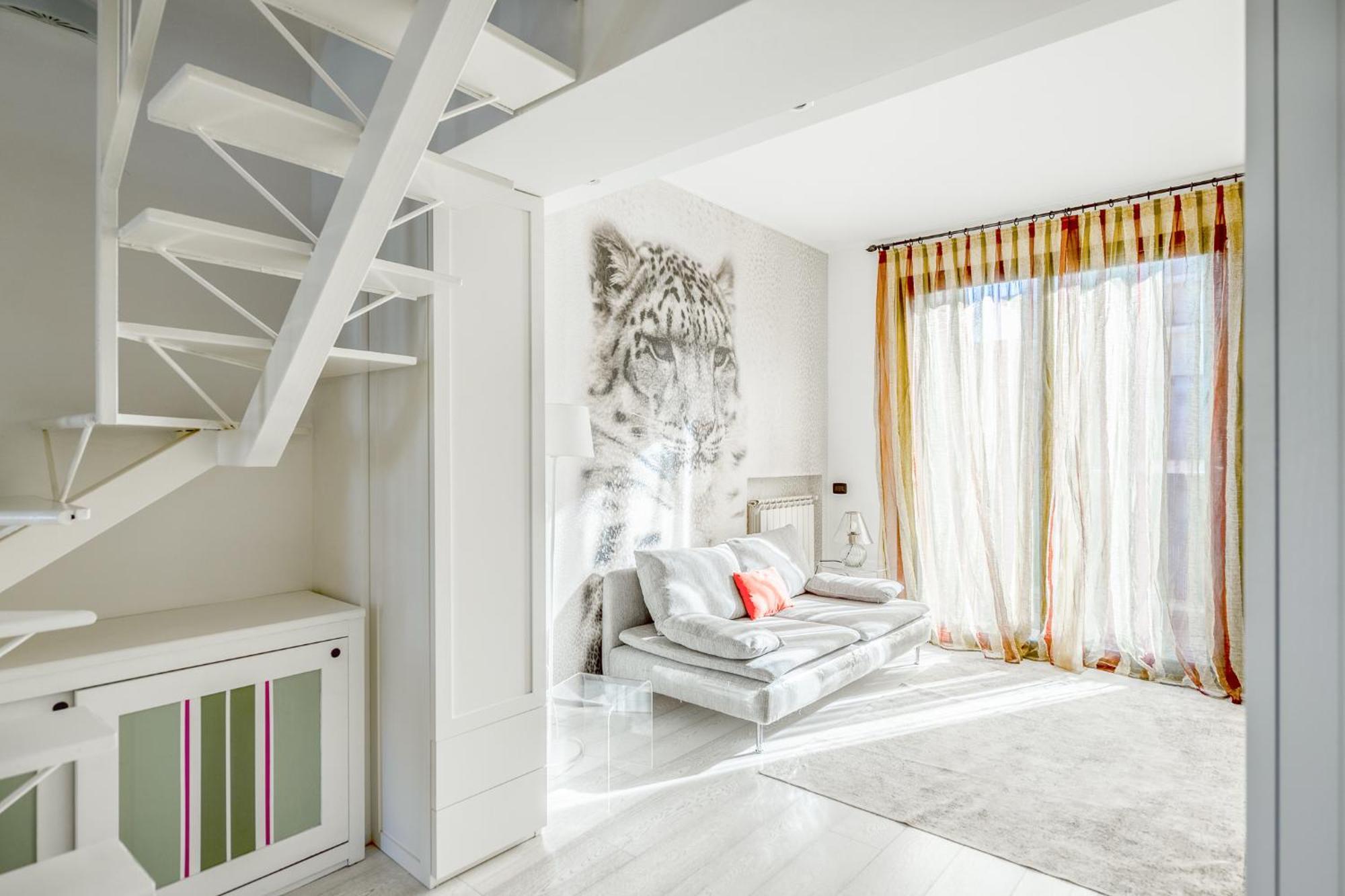 Bright Loft - Free Private Parking Appartement Milaan Buitenkant foto